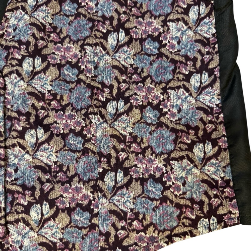 Vintage Floral Faux Brocade Patterned Vest - Picture 5 of 7